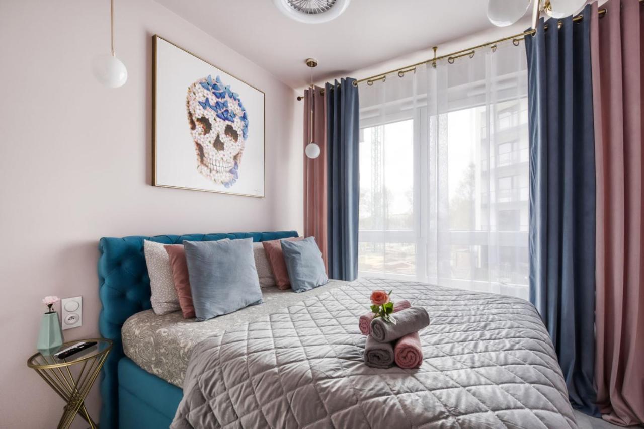 Apartamenty Metropark Krzemieniecka-Lux Varšava Exteriér fotografie