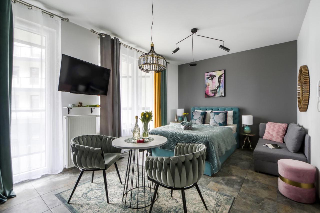 Apartamenty Metropark Krzemieniecka-Lux Varšava Exteriér fotografie