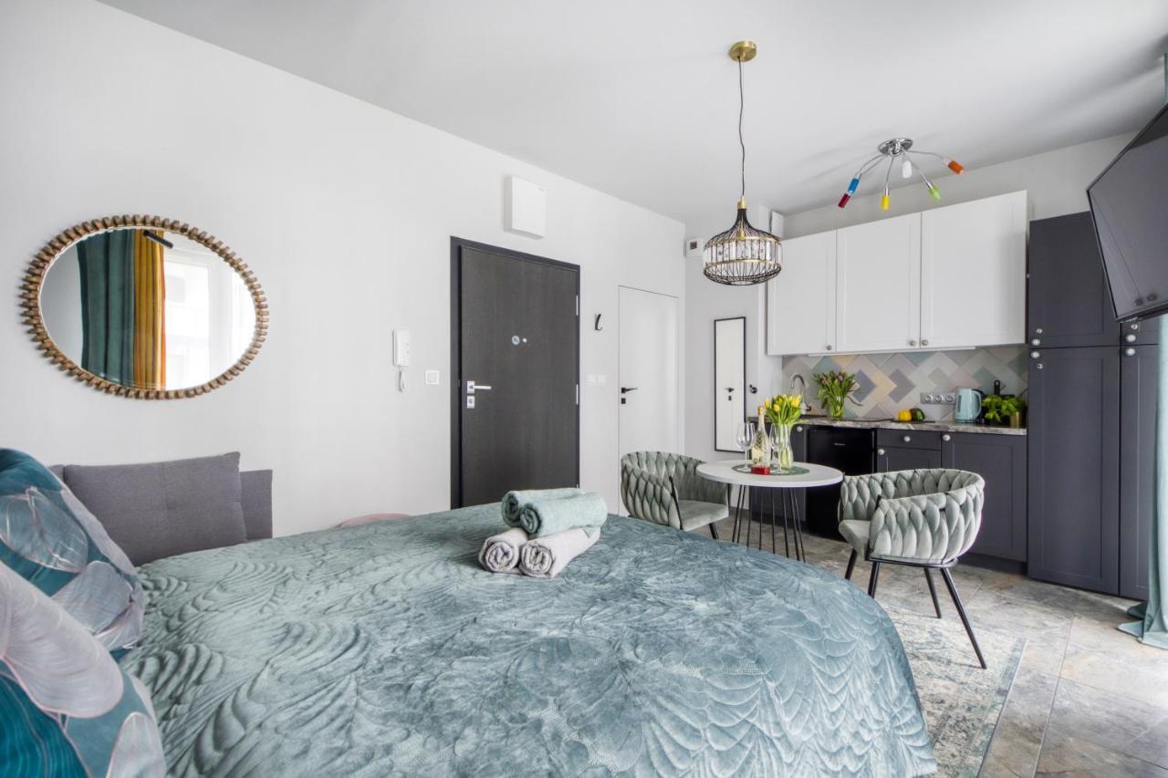 Apartamenty Metropark Krzemieniecka-Lux Varšava Exteriér fotografie