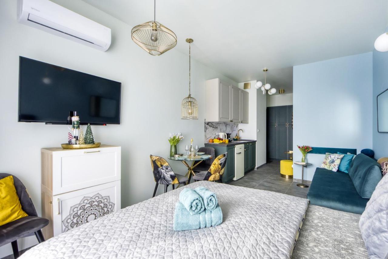 Apartamenty Metropark Krzemieniecka-Lux Varšava Exteriér fotografie