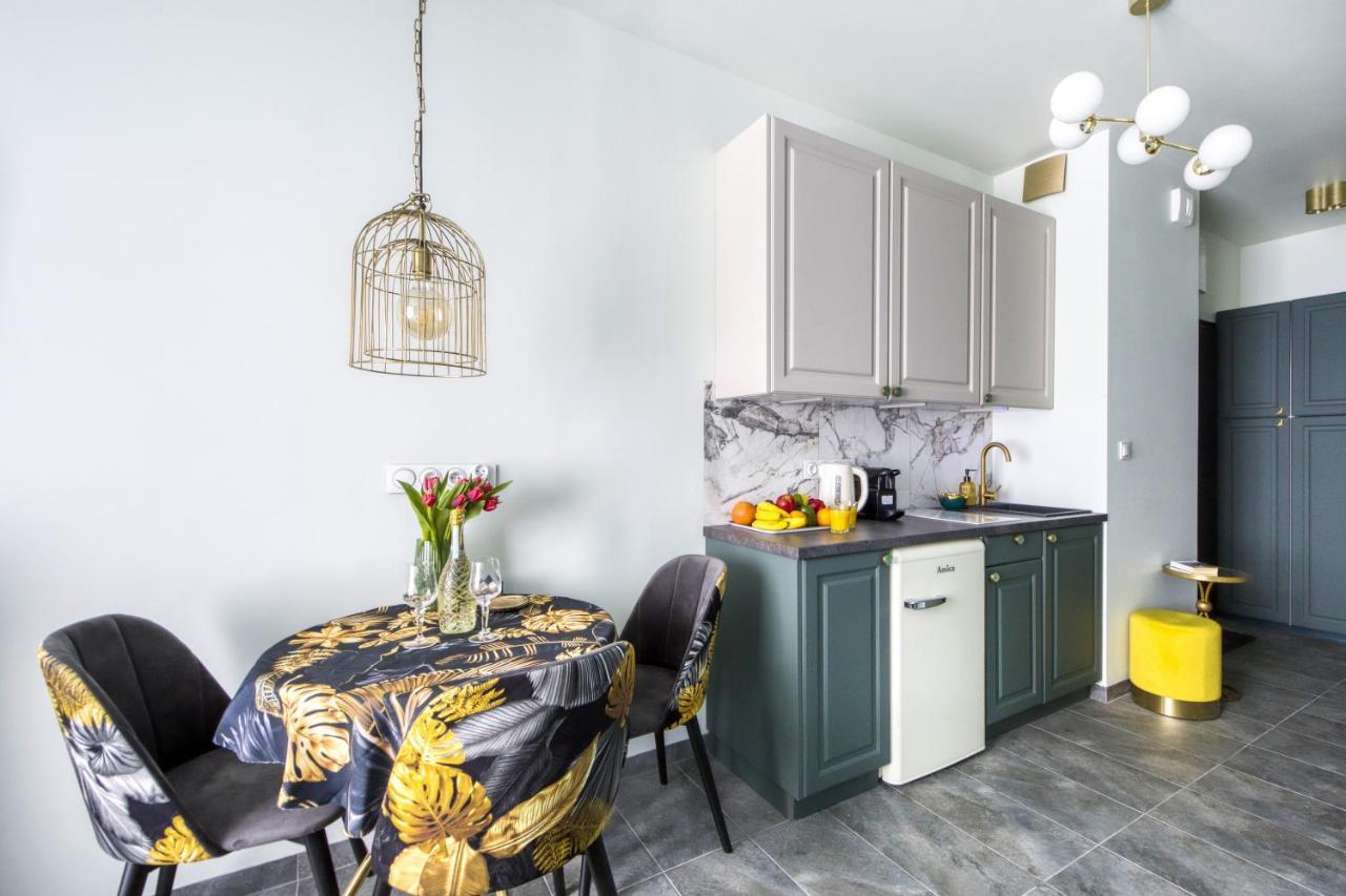 Apartamenty Metropark Krzemieniecka-Lux Varšava Exteriér fotografie